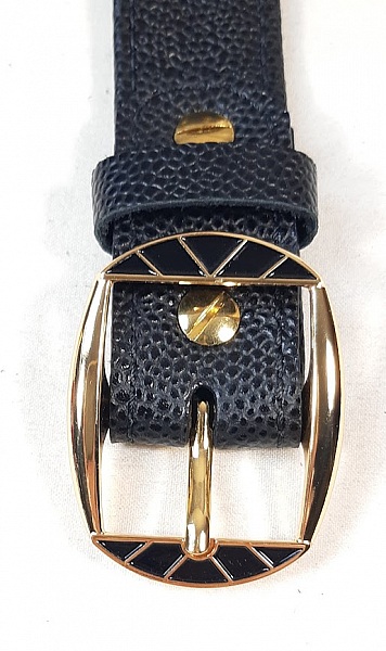 Ceinture pour Elle en cuir coloris noir.