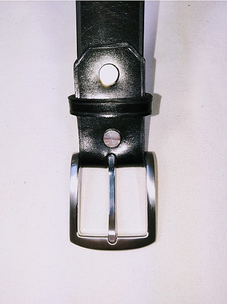 Ceinture cuir noir  boucle m&eacute;tal bross&eacute;