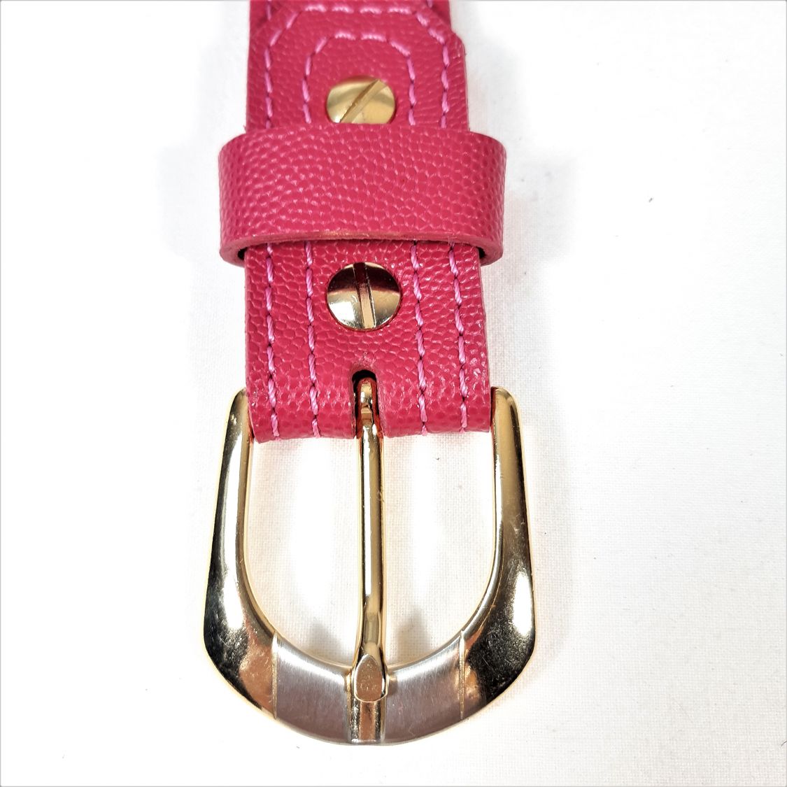 Ceinture pour Elle, cuir de vachette grainé tannage minéral coloris rose fuchsia