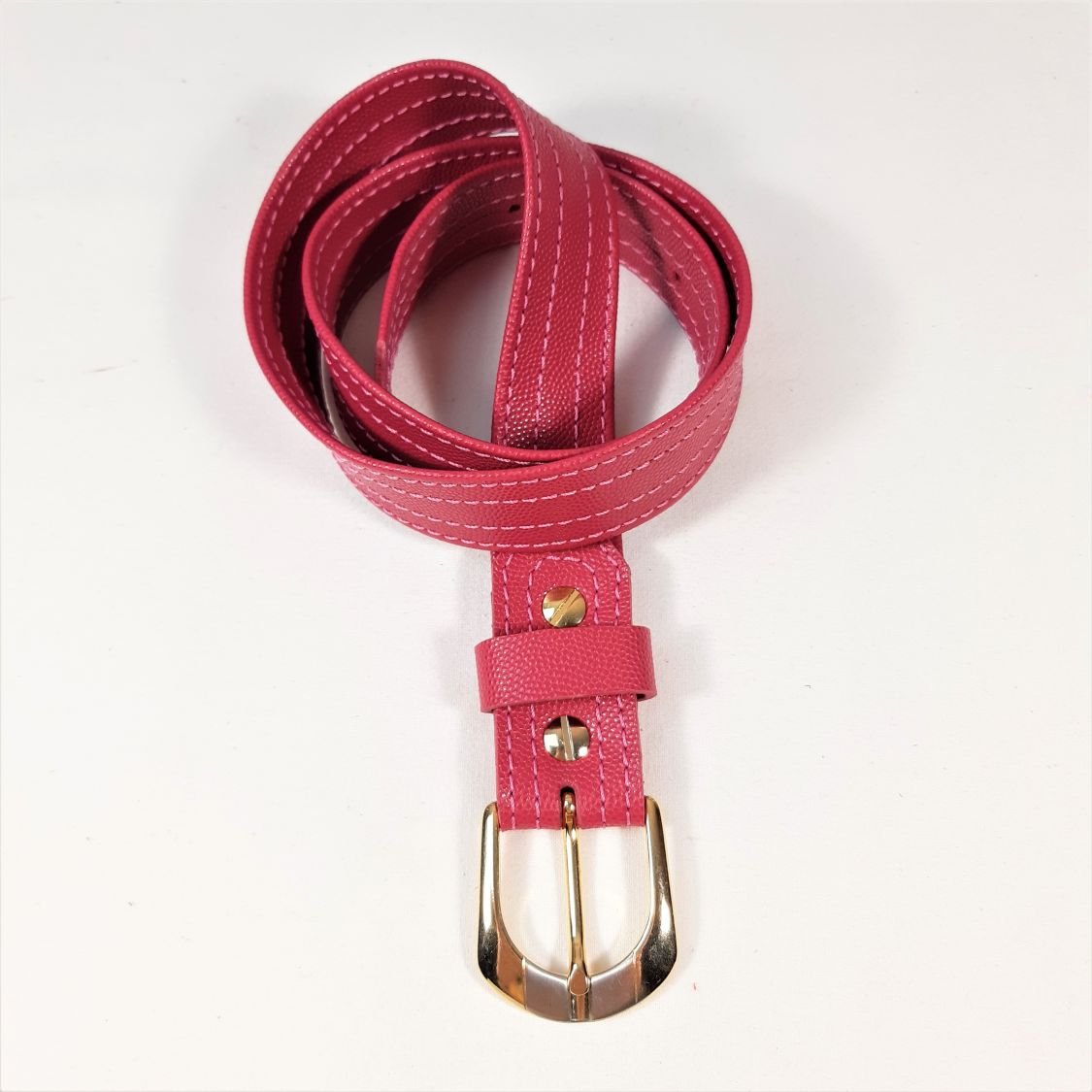 Ceinture pour Elle, cuir de vachette grainé tannage minéral coloris rose fuchsia