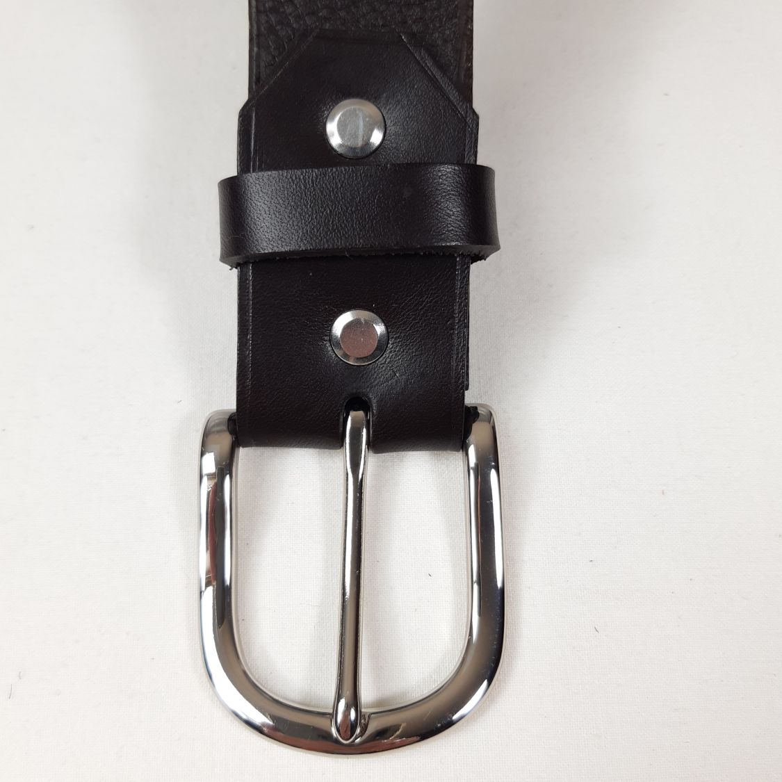 Ceinture cuir vachette tannage végétal coloris marron foncé