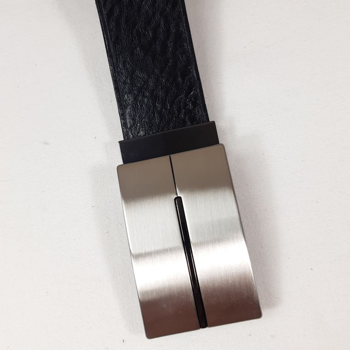 Ceinture cuir vachette tannage végétal coloris noir
