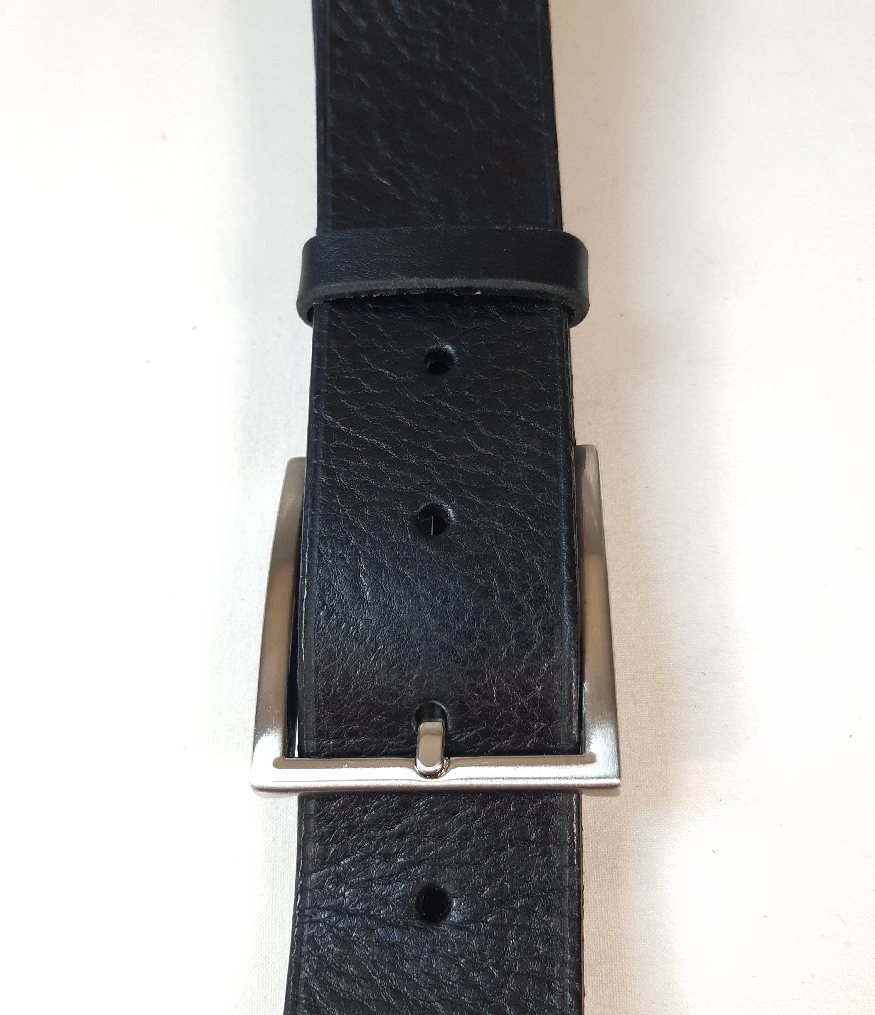 Ceinture homme en cuir, coloris noir.