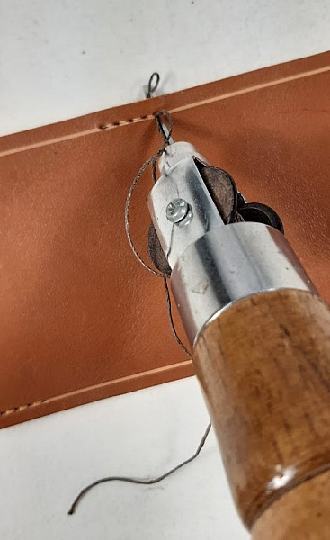 Outils pour le  cuir: coud-vite