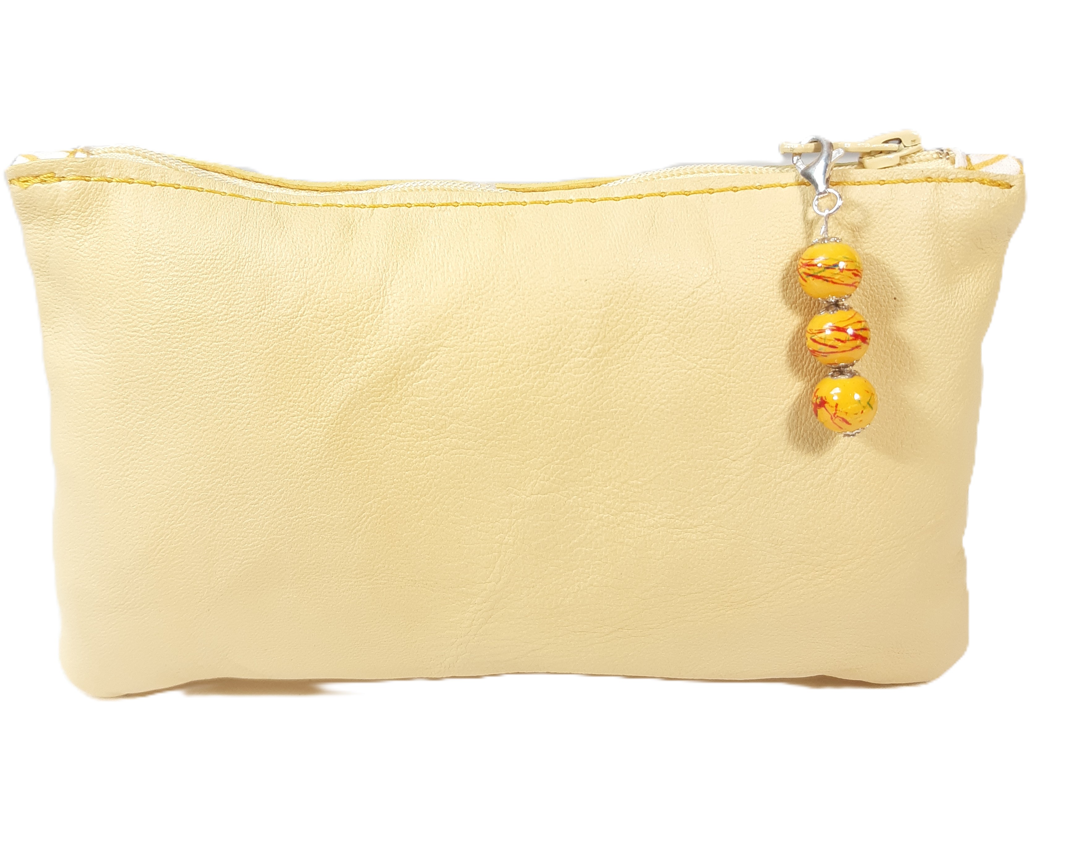 Pochette tendance à glisser dans le sac, la valise, le vide-poches de la voiture..