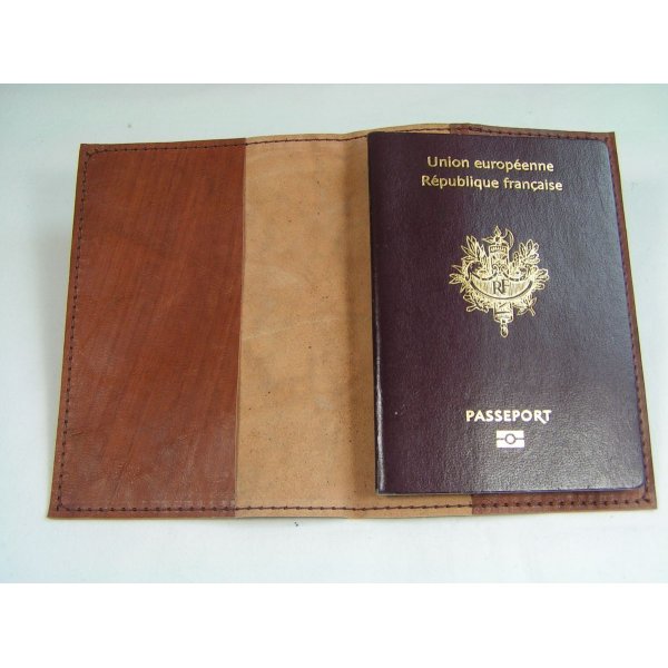 Protège-passeport personnalisable aspect rustique
