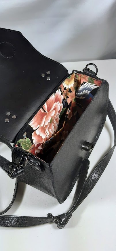 Sac cuir avec bandouli&egrave;re