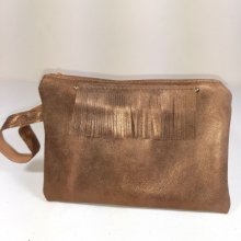 Pochette de sac ou de soirée cuir de chèvre coloris bronze